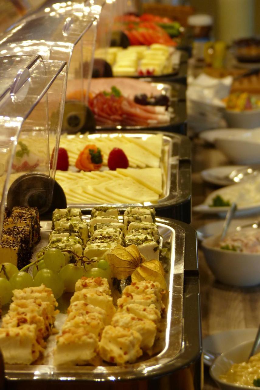 Hotel Zur Seerobbe クックスハーフェン エクステリア 写真